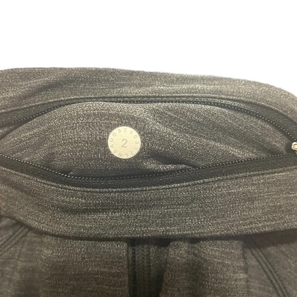 Women’s Speed Up Tight Lululemon Leggings Size 2 Grey - Picture 6 of 6
